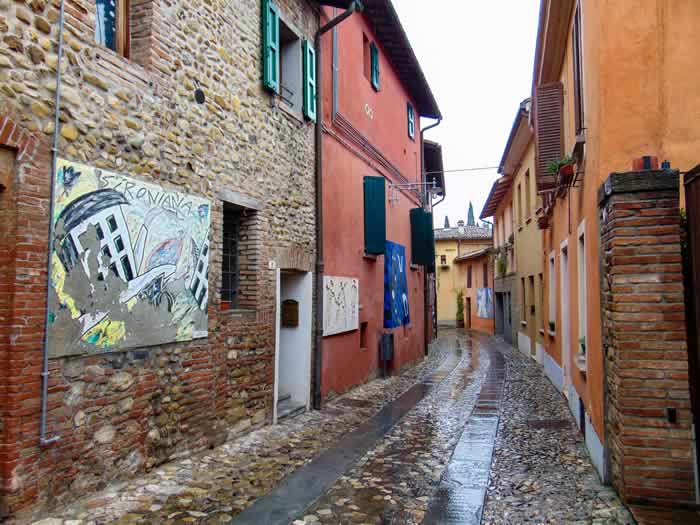 Strada del borgo di Dozza