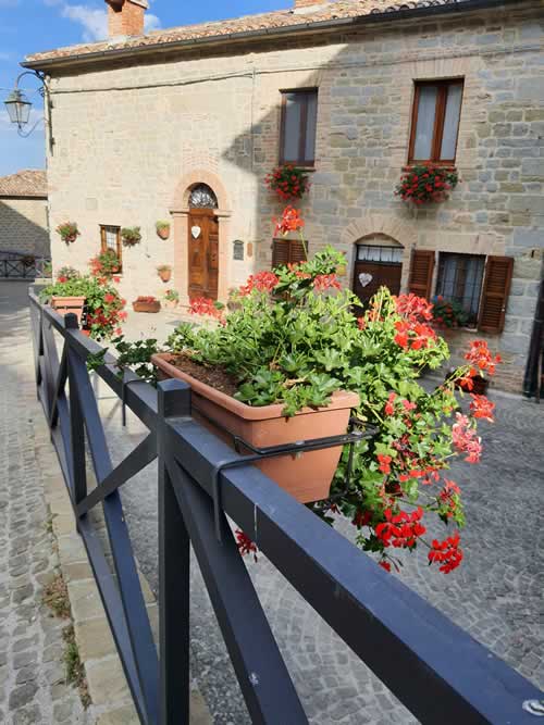 Case del borgo di Montemonaco Monti Sibillini