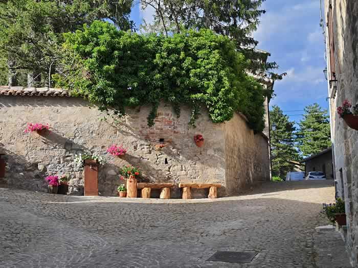 Strada del borgo di Montemonaco