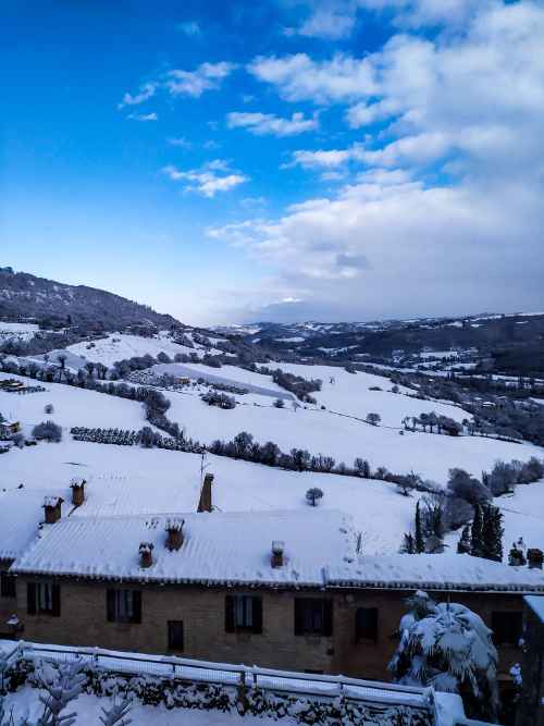 Colline innevate