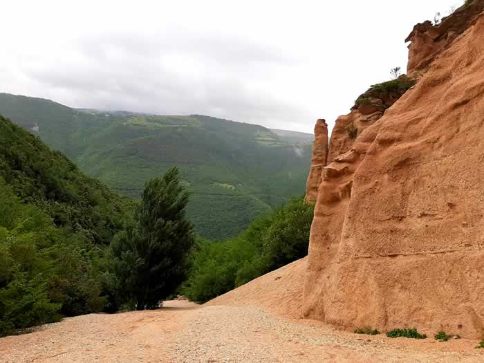 Lame Rosse a Fiastra