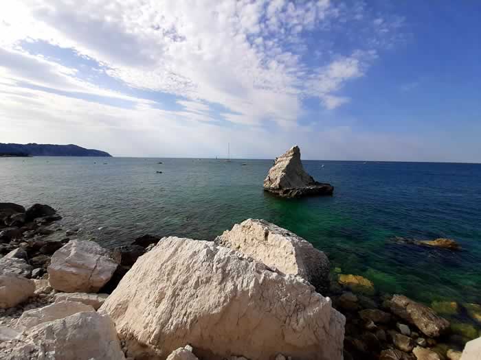 Scoglio della Vela Portonovo Monte Conero