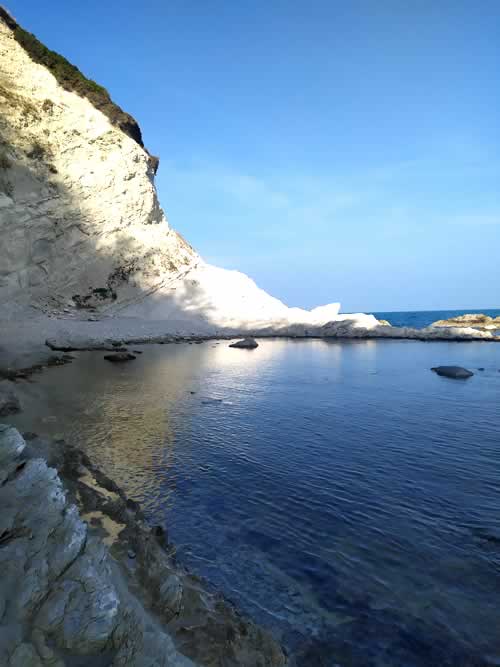 Spiaggia rocciosa Ancona