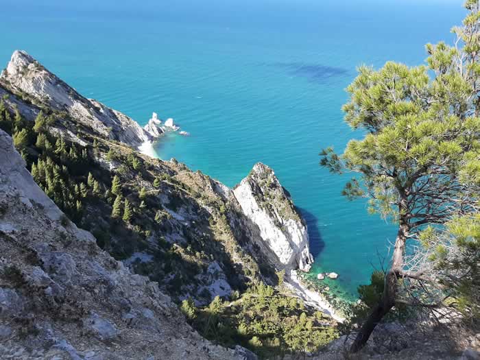 Spiaggia delle Due Sorelle