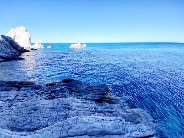 Mare aperto alla Spiaggia delle Due Sorelle