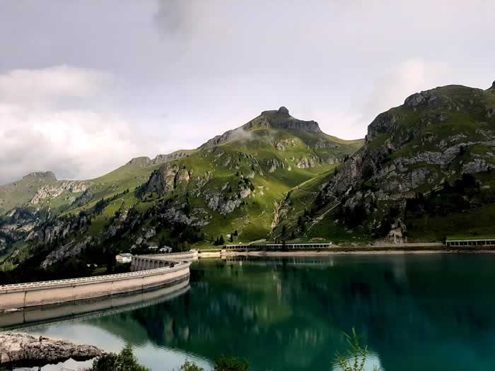 Diga del Lago di Fedaia