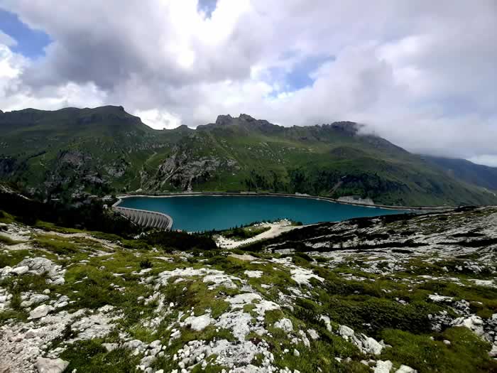 Lago di Fedaia a Passo Fedaia