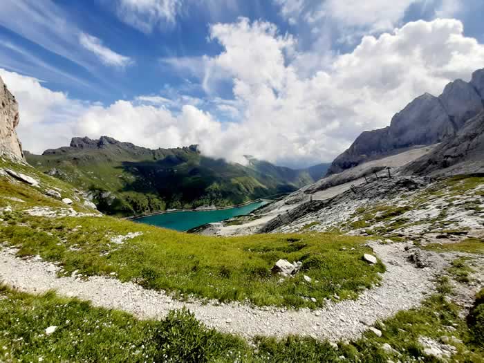 Lago di Fedaia Sentiero Pian dei Fiacconi