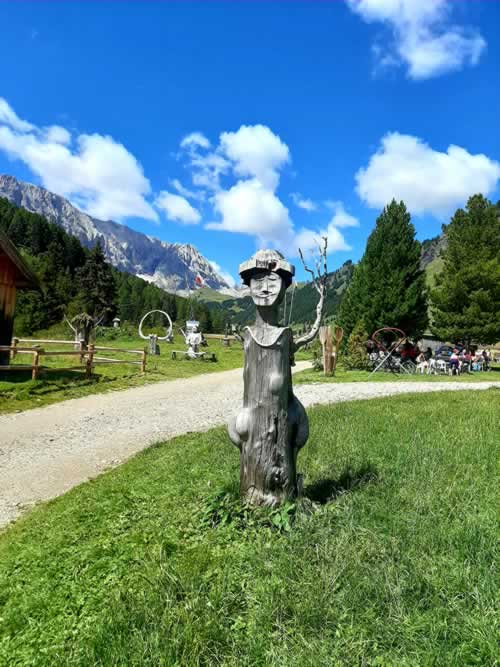 Statua in legno Val Duron