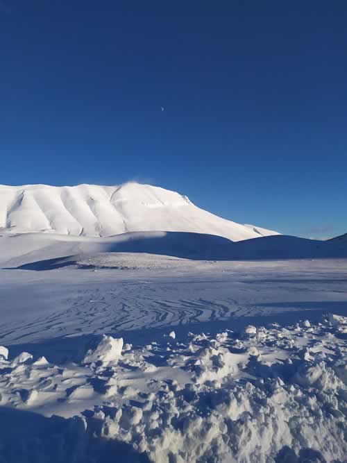 Pian Perduto Castelluccio di Norcia con la neve